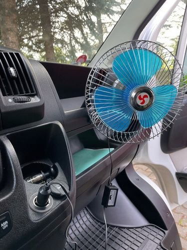 WIATRAK WENTYLATOR SAMOCHODOWY 12V Z KLIPSEM 6CALI na Arena.pl