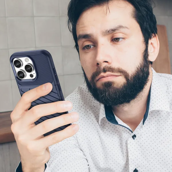 etui silikonowe thunder case do iphone 16 pro - niebieskie zdjęcie 8