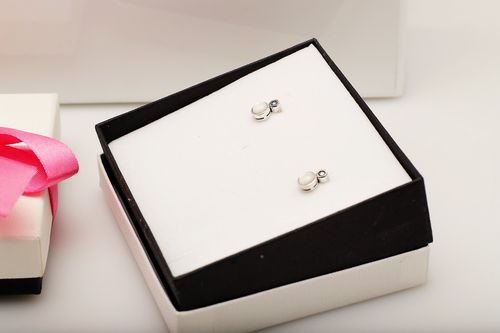 kolczyki srebrne z masą perłową i markazytami na Arena.pl