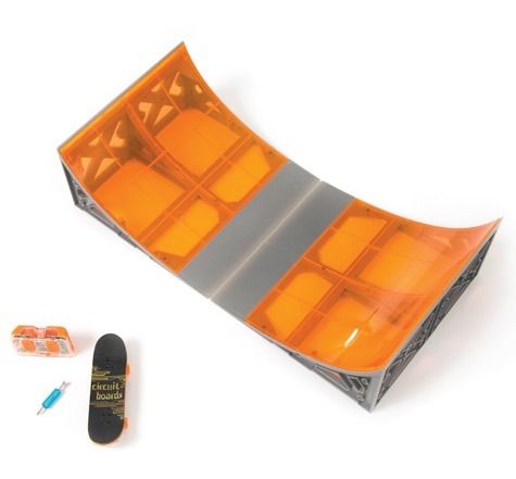 HEXBUG CIRCUT BOARD HAWK - ZESTAW DESKOROLKI 4076 na Arena.pl
