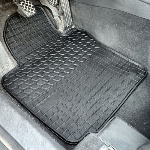 Dywaniki dedykowane do Skoda Octavia II TUNEL na Arena.pl