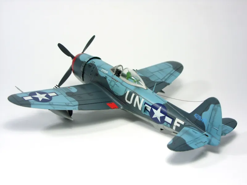 Model samolotu P-47 M Thunderbolt, 1:72 zdjęcie 3