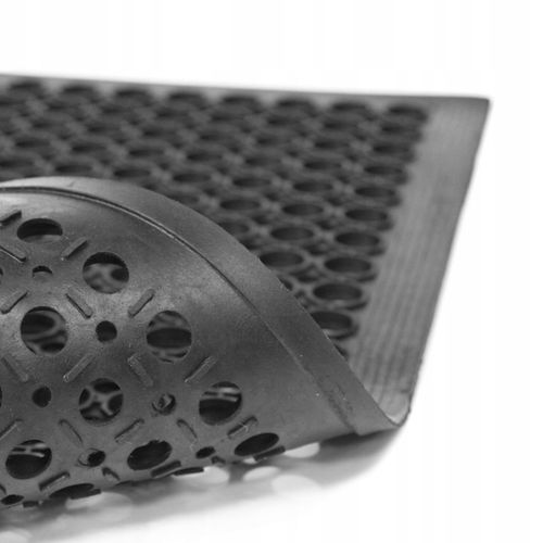 Wycieraczka ażurowa gruba mata wejściowa z perforowanej gumy 60x90 na Arena.pl