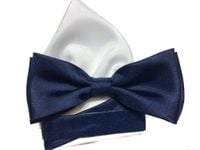 GRANATOWA MUCHA KLASA MUSZKA Z WYPUSTKĄ I POSZETKĄ