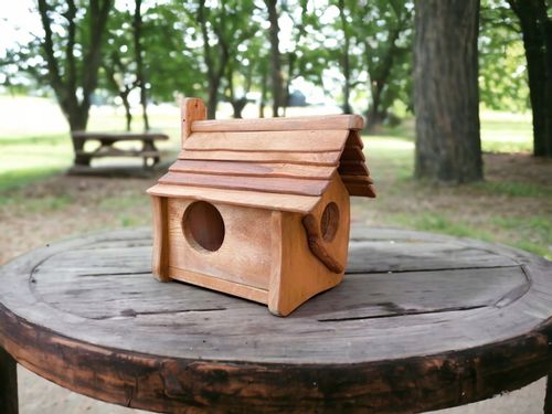 Domek dla WIEWIÓREK - brązowy rustkalny rzemieślniczy, doskonały na prezent na Arena.pl