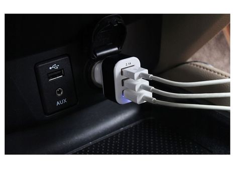 PLS34F ŁADOWARKA SAMOCHODOWA 3X USB na Arena.pl