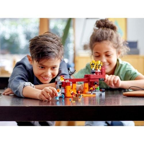 Klocki Lego Minecraft Most Płomyków 21154 na Arena.pl