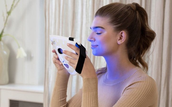 Maska do twarzy LED SILKN FLM100PE1001Biały zdjęcie 8