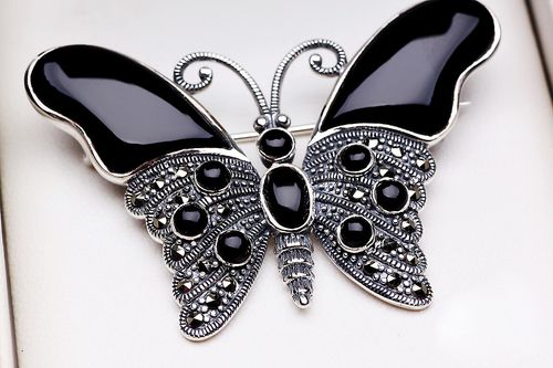 Srebrna broszka Staviori na Arena.pl