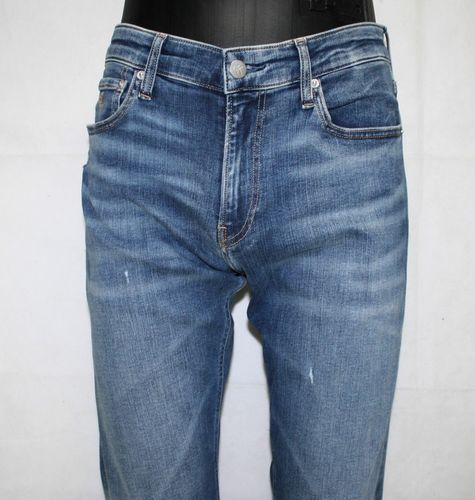 Męskie jeansy Calvin Klein Jeans 026 - Below Slim J30J315301 - W30/L32 na Arena.pl
