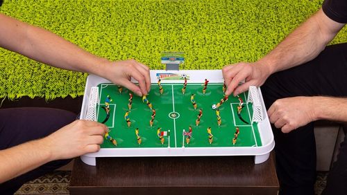 PIŁKARZYKI STOŁOWE GRA PIŁKARZYKI PIŁKA NOŻNA ZABAWKA PREZENT ŚWIĘTA DZIECI na Arena.pl