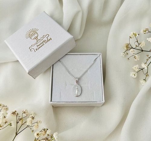 Medalik z Matką Boską Cudowna z łańcuszkiem 925 40 cm na święcenie Komunia na Arena.pl