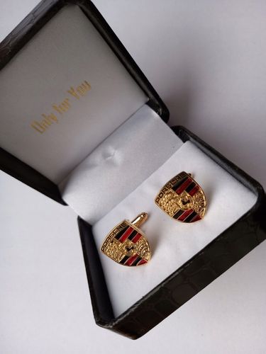 Exciting spinki do mankietów koszuli EXC Porsche pozłacane w skórzanym Etui na Arena.pl