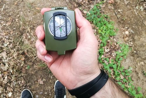 Kompas Militarny Km5717 na Arena.pl