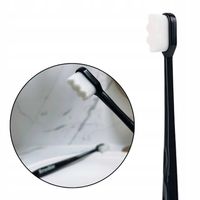 Brushie ultramiękka szczoteczka do zębów z technologią nanowłosków