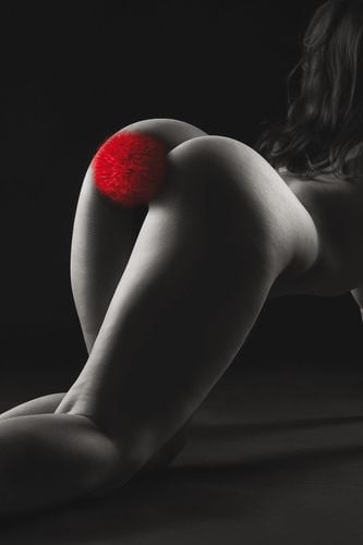 red pompom anal plug na Arena.pl