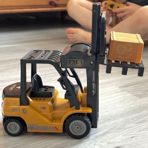 DLA DZIECI  WÓZEK WIDŁOWY Z DŹWIGIEM STEROWANY na Arena.pl