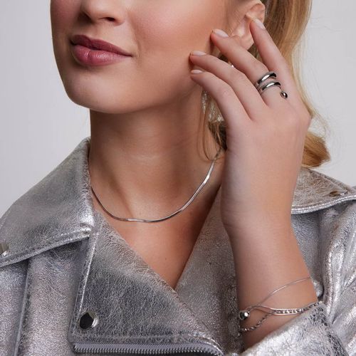 srebrny naszyjnik płaski elegancki na Arena.pl