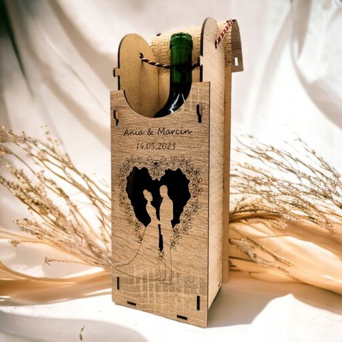 DREWNIANE PUDEŁKO NA WINO ŚLUB SKRZYNIA Z GRAWEREM PREZENT WESELE na Arena.pl