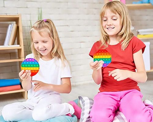 ZABAWKA SENSORYCZNA KWADRAT RAINBOW na Arena.pl