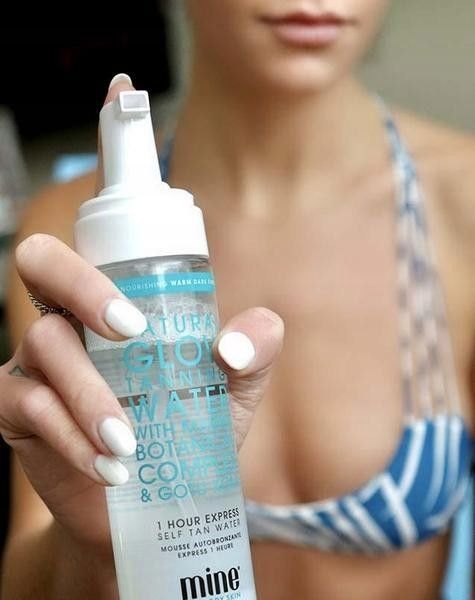 MineTan Natural Glow Pianka Stopniowo Brązująca 200ml zdjęcie 3