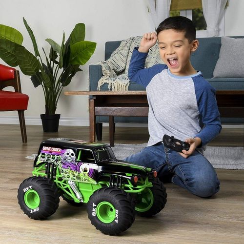 Samochód RC Monster Jam 1:15 Grave Digger na Arena.pl