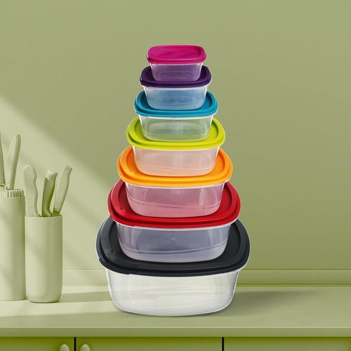 Zestaw 7 kwadratowych pojemników na Arena.pl