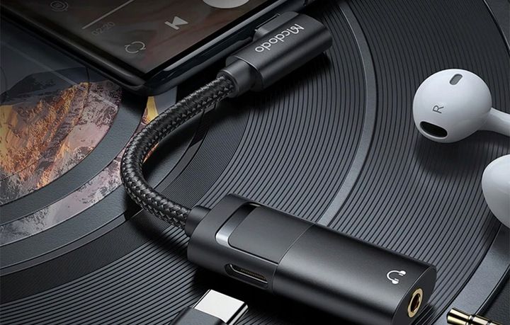 MCDODO PRZEJŚCIÓWKA ADAPTER USB TYP C DO AUX + USB-C DO SŁUCHAWEK ŁADOWANIA zdjęcie 10