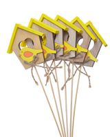 drewniany domek 7,5 x 0,5 x 7,5cm na piku 22cm 6szt.  HHF-23080_YL