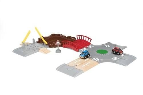 BRIO World Tor Wyścigowy na Arena.pl