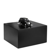 Piękna urna kremacyjna z litego drewna dla kierowcy samochodu