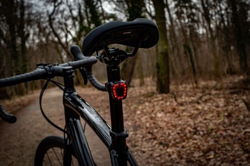 LAMPKA ROWEROWA TYLNA LED NA ROWER ŚWIATŁO CZERWONE MOCNE TYŁ AKU USB VAYOX na Arena.pl