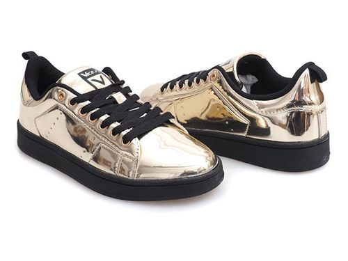 TRAMPKI Q45 GOLD 39 na Arena.pl