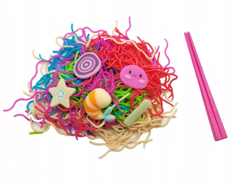 Slime Ramen Nudle . Kolorowy wir zdjęcie 3