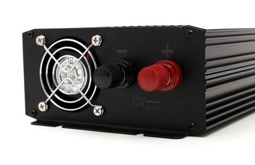 Przetwornica samochodowa 700W 12V - 230V na Arena.pl