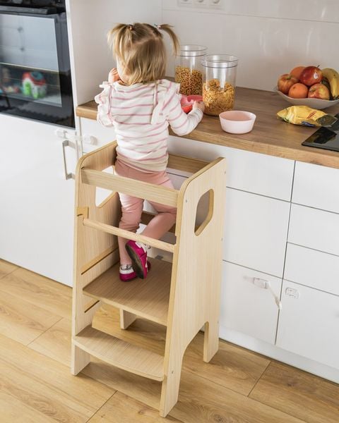 Pomocnik kuchenny (kitchen helper) dla dzieci dąb zdjęcie 1