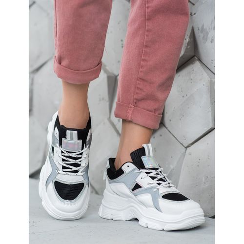 Wiązane Sneakersy r.40 na Arena.pl