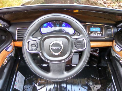 AUTO NA AKUMULATOR VOLVO XC90 czerwone na Arena.pl