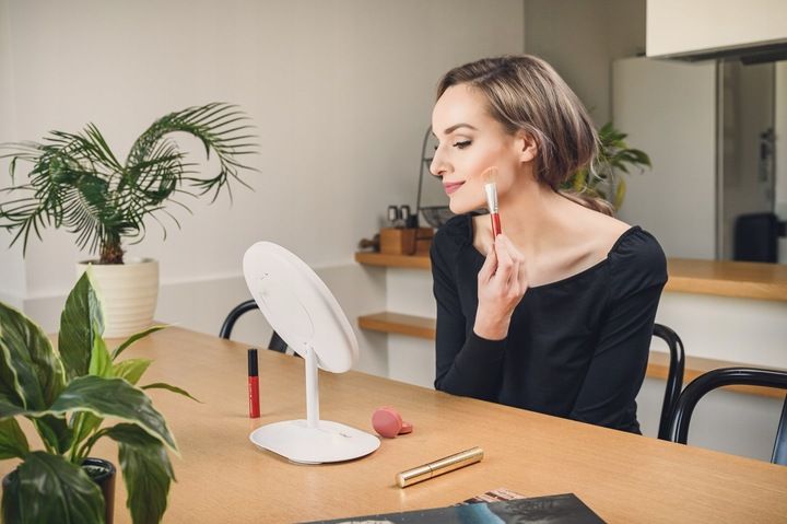Lusterko do makijażu Humanas HS-ML03 LED aku zdjęcie 16