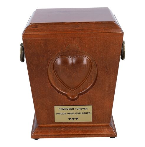 Drewniana urna na prochy z sercem / Plakietka na Arena.pl