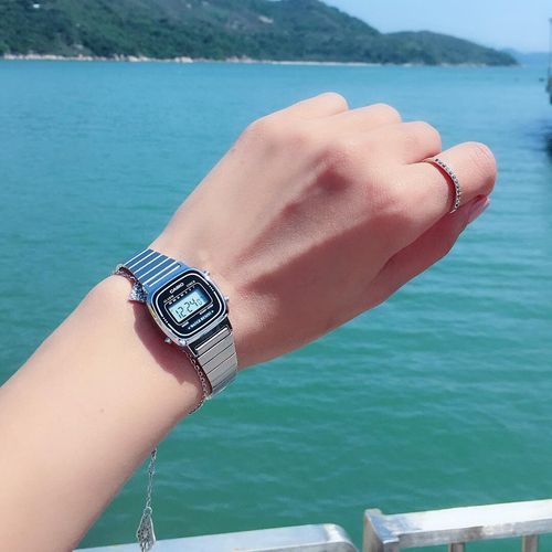 ZEGAREK DAMSKI CASIO VINTAGE LA670WA-1D (zd597c) + BOX na Arena.pl