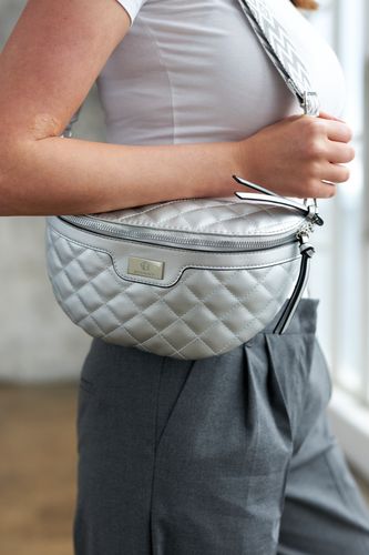 saszetka nerka r-ner-6-2953 silver na Arena.pl