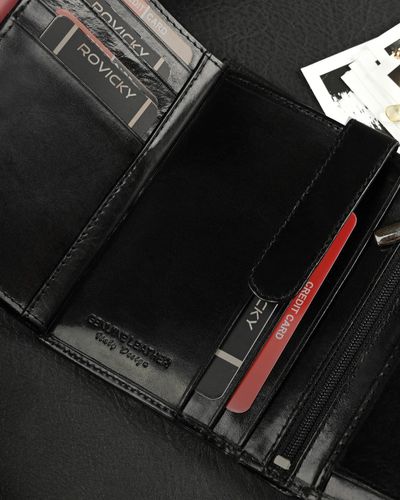 pojemny, pionowy portfel męski z połyskującej skóry naturalnej - ronaldo na Arena.pl