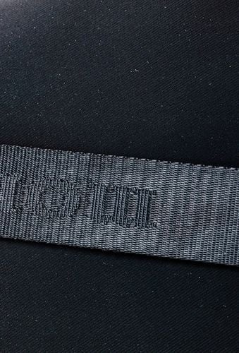 MONNARI Pojemna czarna torebka listonoszka Dwie komory Kieszonki Pasek na Arena.pl