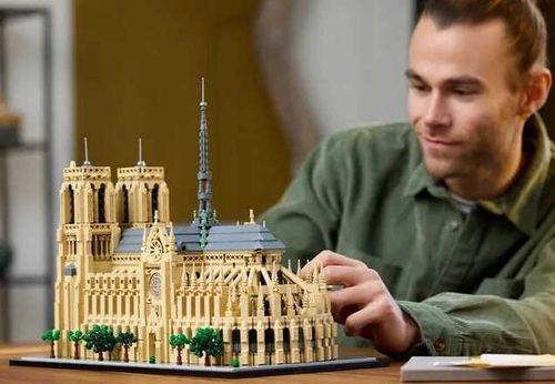 21061 - lego architecture - notre-dame w paryżu na Arena.pl