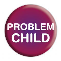 PROBLEM CHILD - przypinka Średnica 2,5 cm zdjęcie 1