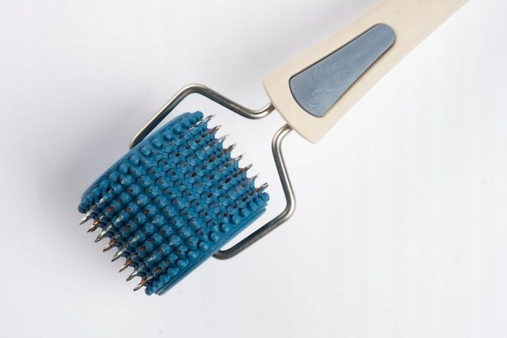 Aplikator LYAPKO WAŁEK z igłami do masażu twarzy NIEBIESKI + GRATIS zdjęcie 12