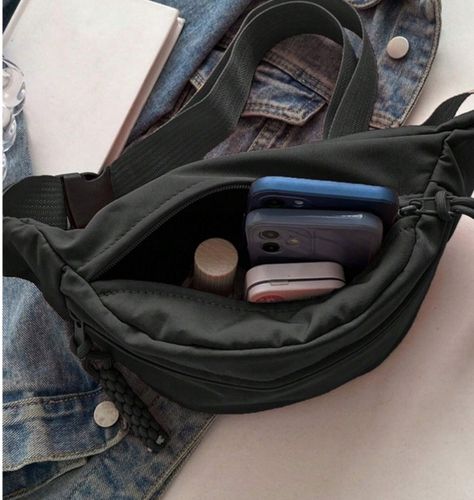 NERKA SASZETKA DAMSKA CZARNA POJEMNA LEKKA PODRÓŻNA BIODROWA ŚWIETNA na Arena.pl