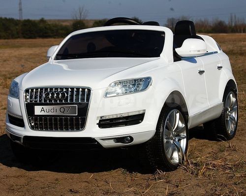 Samochód AUDI Q7 akum + pilot na Arena.pl