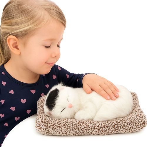 Śpiący Biały Kot Na Poduszce Figurka z Futerkiem Torba Dźwięki na Arena.pl